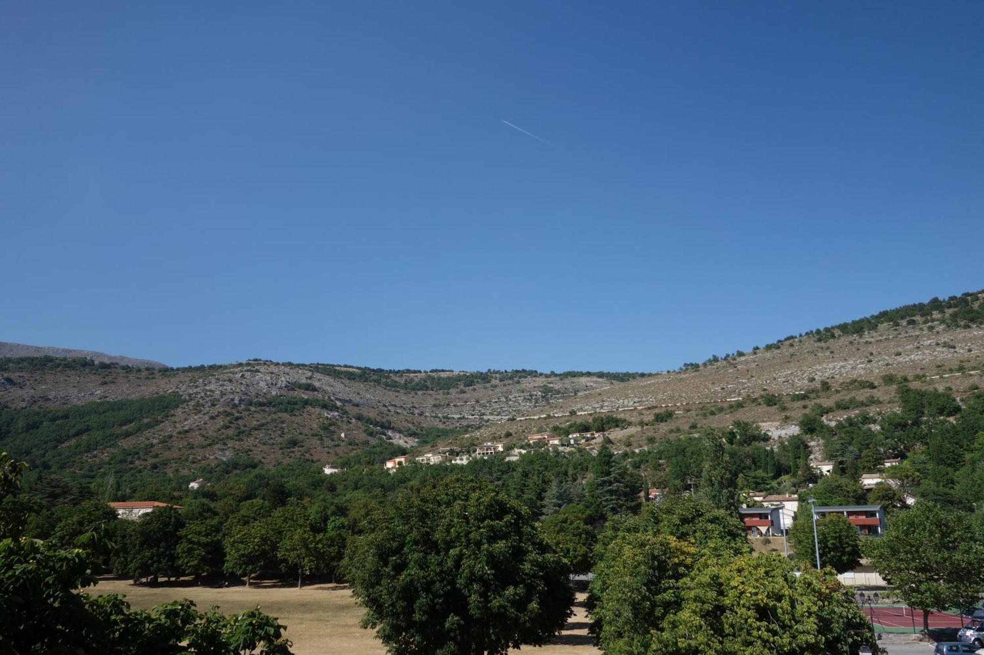 Hotel Le Prejoly Saint-Vallier-de-Thiey الغرفة الصورة