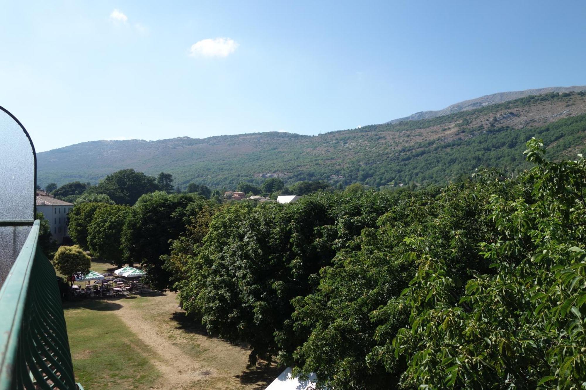 Hotel Le Prejoly Saint-Vallier-de-Thiey الغرفة الصورة