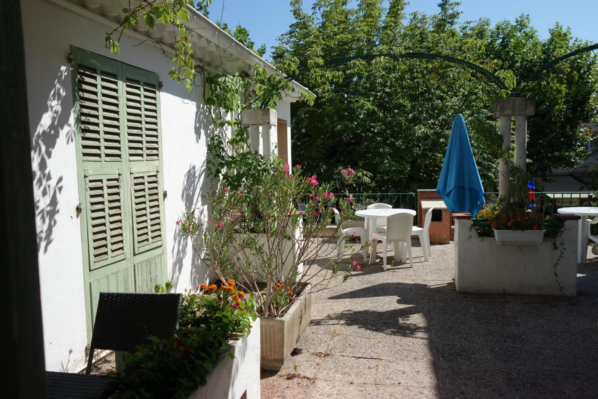Hotel Le Prejoly Saint-Vallier-de-Thiey الغرفة الصورة