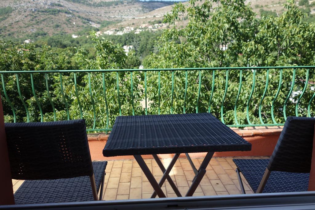 Hotel Le Prejoly Saint-Vallier-de-Thiey المظهر الخارجي الصورة